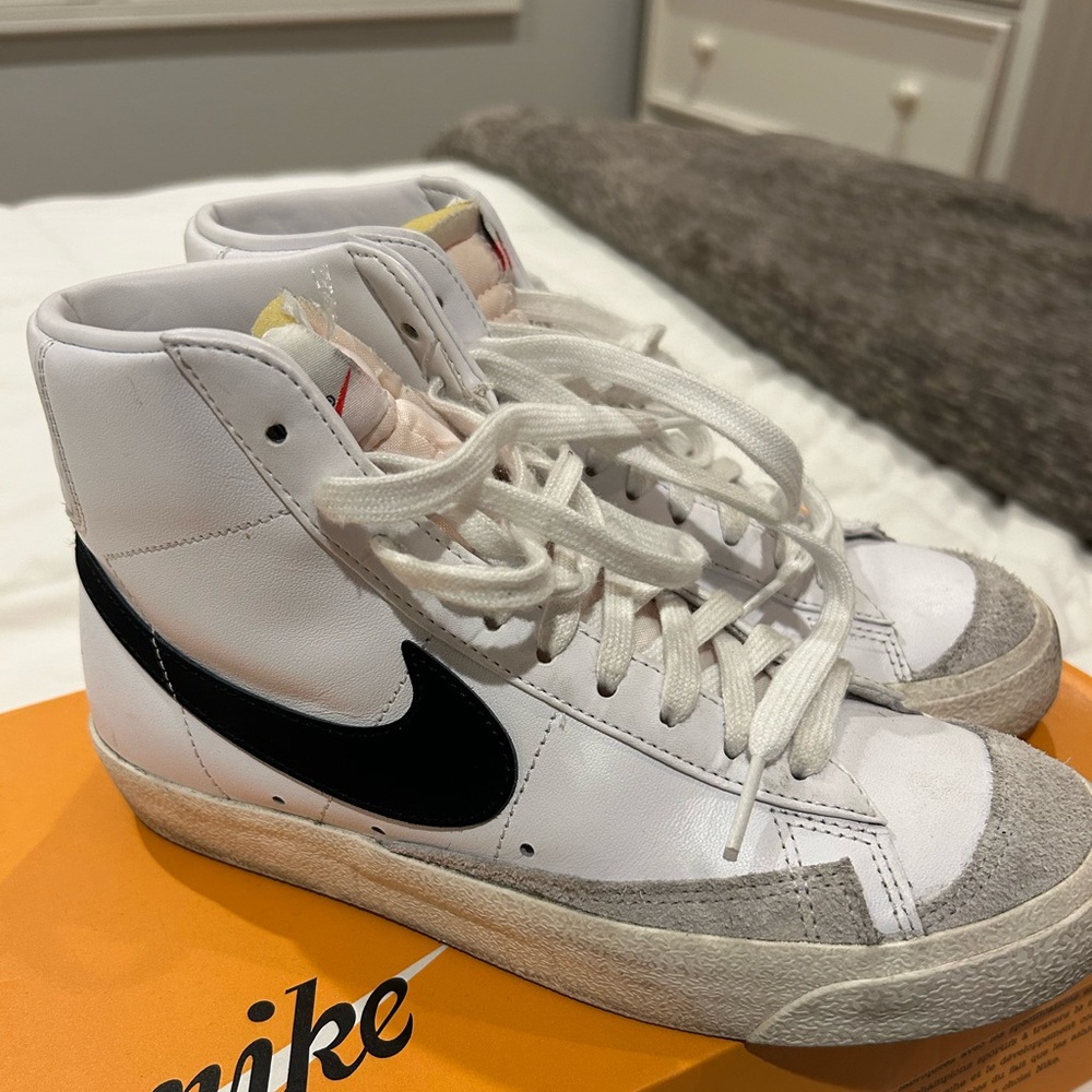 Nike Blazer Mid ‘77